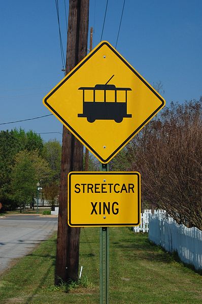 398px-streetcar crossing sign - fort smith%2c arkansas %282008%29