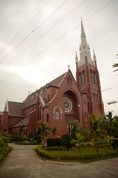 400px-holy trinity cathedral yangon