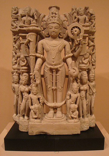 418px-standing vishnu%2c central india%2c 10th-11th century%2c sandstone - worcester art museum - img 7569