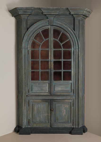 427px-corner cupboard from a house in lancaster county%2c pennsylvania met dp255531