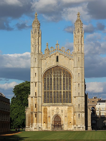 449px-kings college cambridge chapel from the river