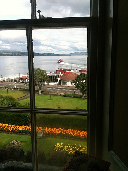 450px-castle house ferry view
