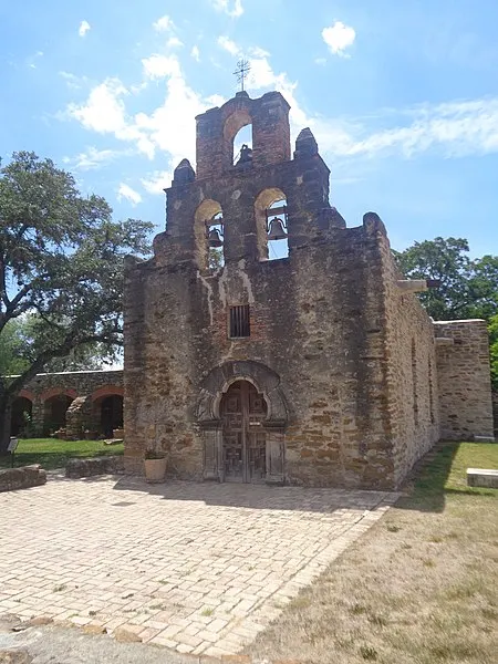 450px-catholic church at mission san francisco de la espada