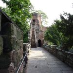 450px Chester City Walls Spur wall and Bonewaldesthorne27s Tower 01
