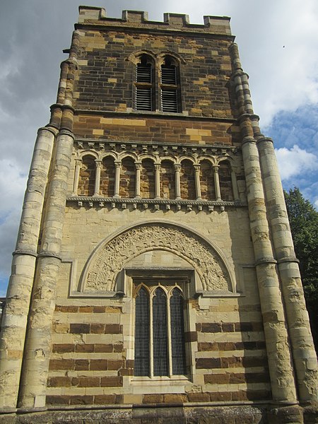 450px-st peter%27s church%2c northampton - tower