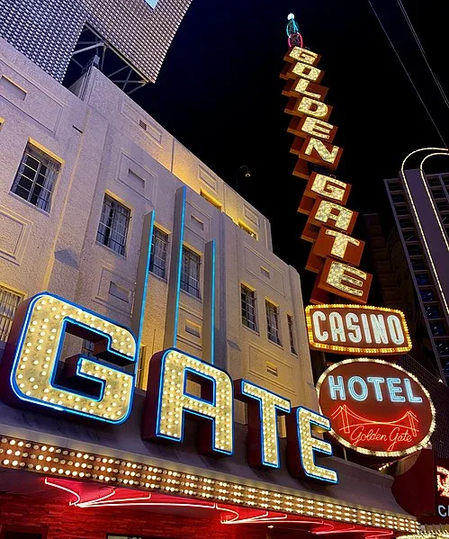 499px-golden gate hotel and casino