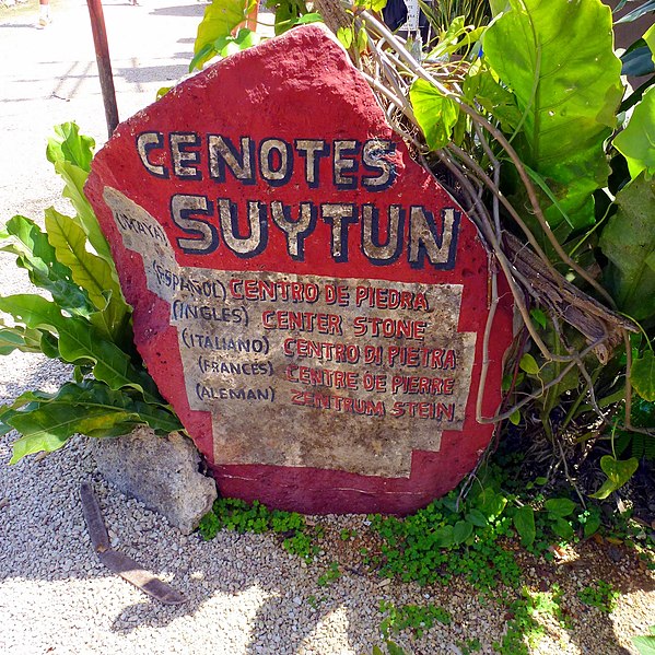 599px-cenotes suytun - panoramio