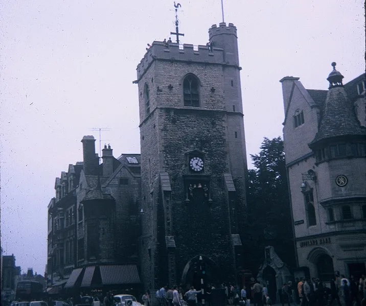 716px-carfax tower%2c oxford - geograph.org.uk - 2945654