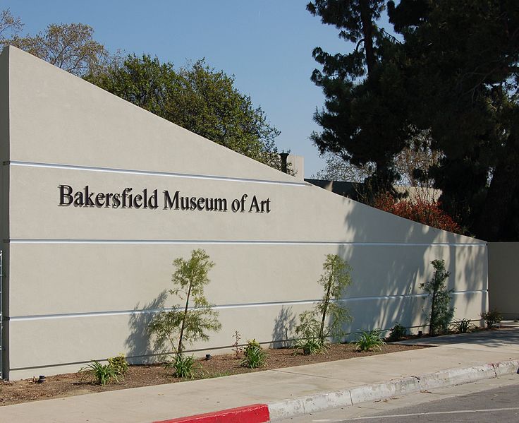 736px-2011 bakersfield museum of art sign