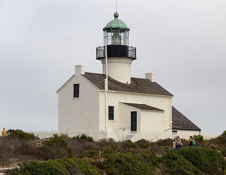 771px-san diego %28california%2c usa%29%2c point loma%2c historic lighthouse -- 2012 -- 5608