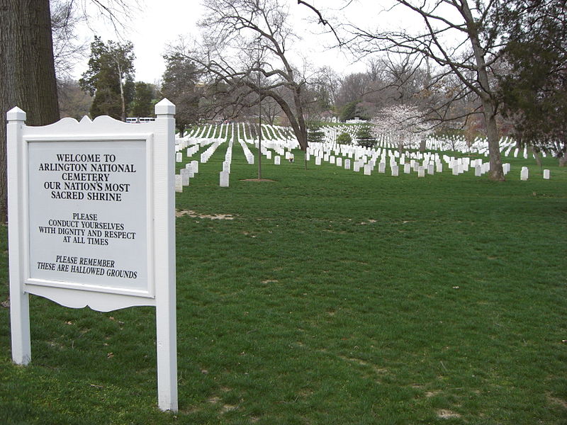 800px-arlington national cemetery%2c washington%2c d.c.%2c usa1