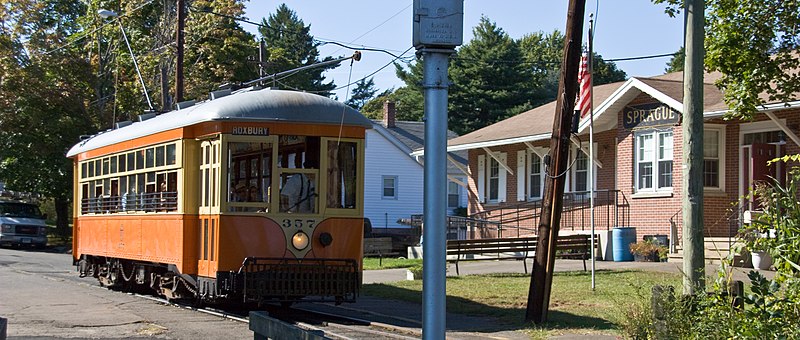 800px-bera trolley station easthaven-ct