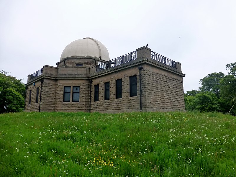 800px-balgay hill%2c mills observatory - geograph.org.uk - 3507448