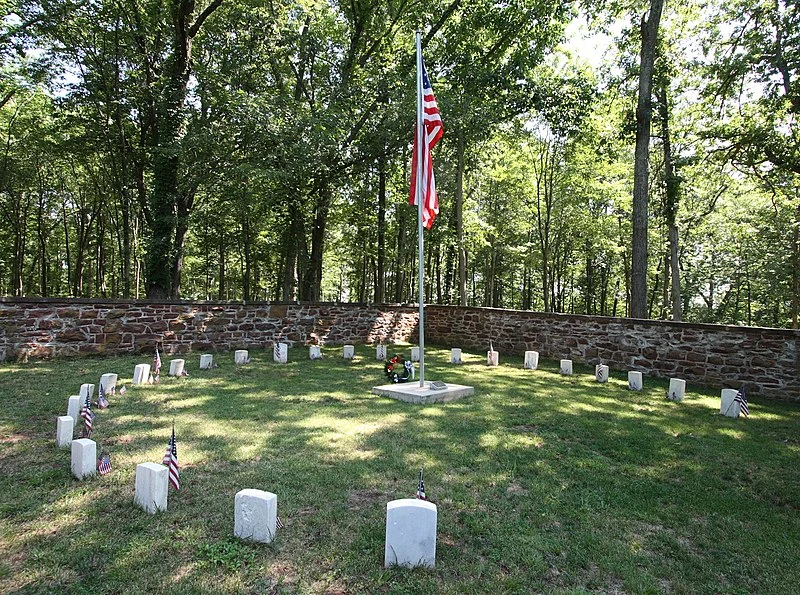 800px Ball27s Bluff National Cemetery 800px-ball%27s bluff national cemetery