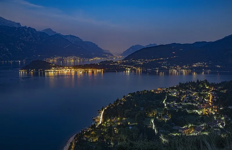 800px-bellagio dalla chiesa di san martino