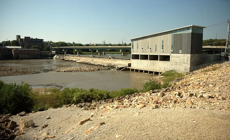 800px-bowersock dam from ne