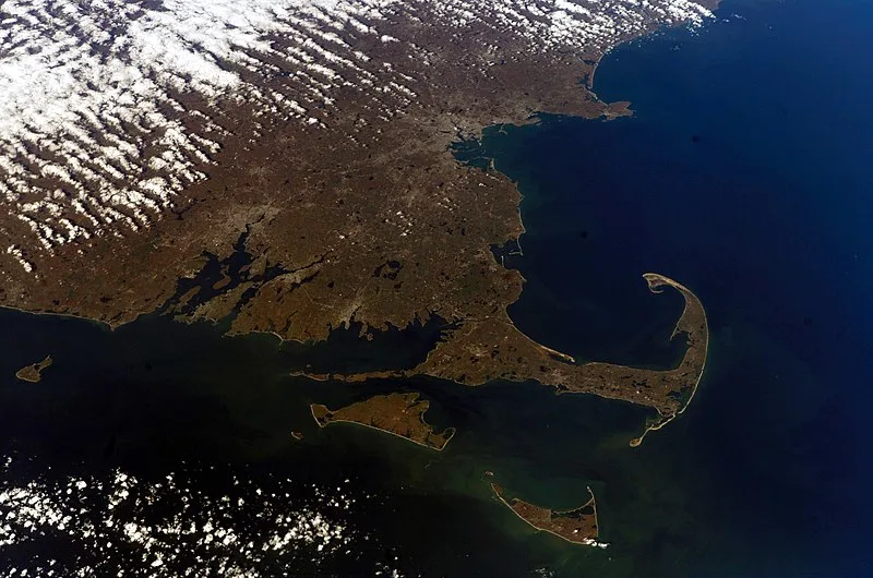 800px-cape cod iss