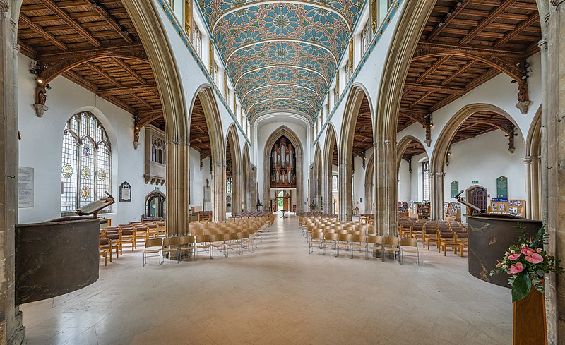 800px-chelmsford cathedral nave 2%2c essex%2c uk - diliff