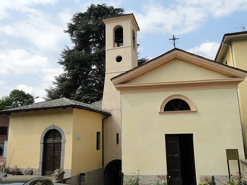 800px-chiesa di san giorgio %28bellagio%29 - dsc02587