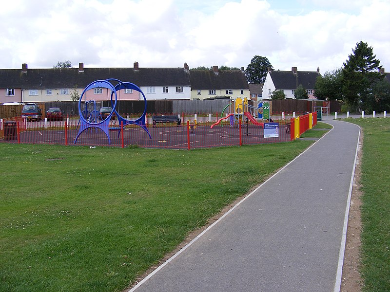 800px-children%27s play area at king georges playing field - geograph.org.uk - 1424975