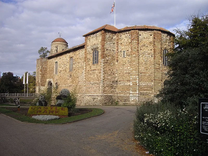 800px-colchester castle - geograph.org.uk - 2118182