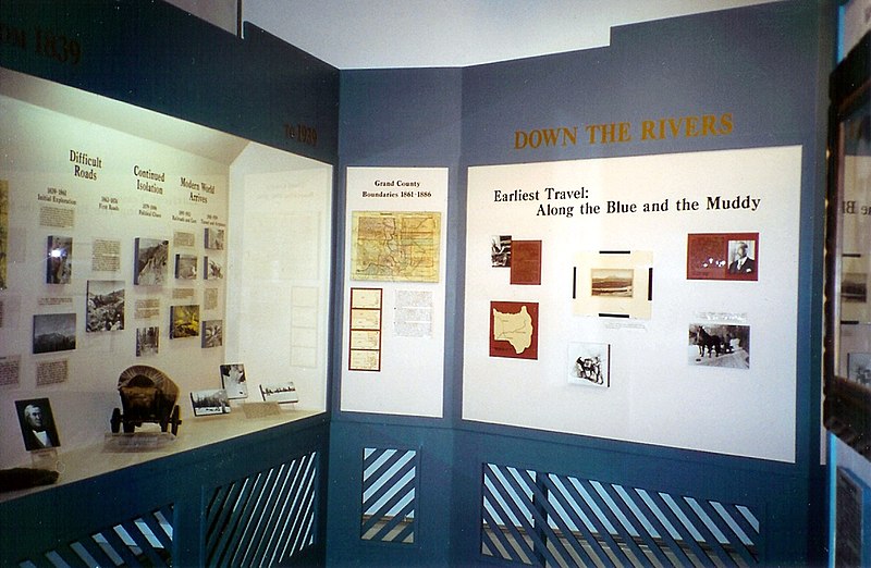 800px-colorado river headwaters byway - pioneer museum display - nara - 7717705