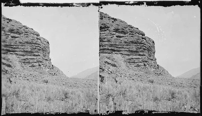 800px Death Rock2C mouth of Echo Canyon. Summit County2C Utah NARA 517324 800px-death rock%2c mouth of echo canyon. summit county%2c utah - nara - 517324