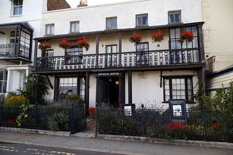 800px-dickens house broadstairs kent england