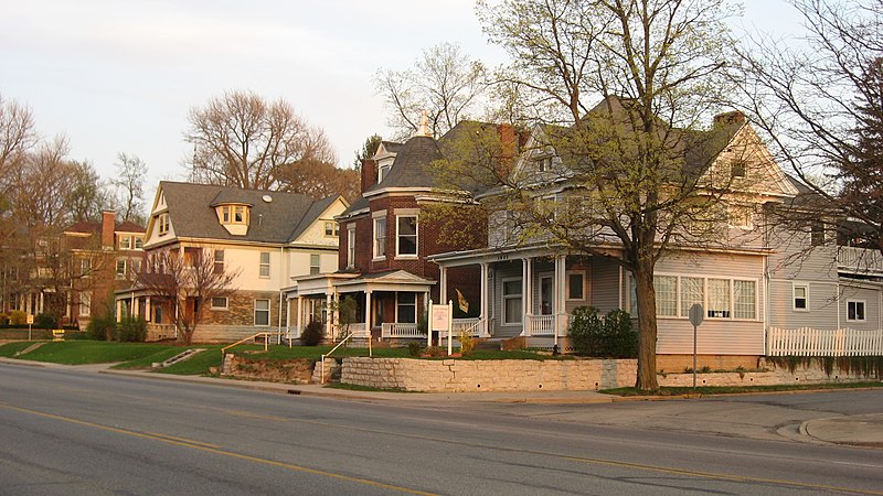 800px-east main street historic district in richmond