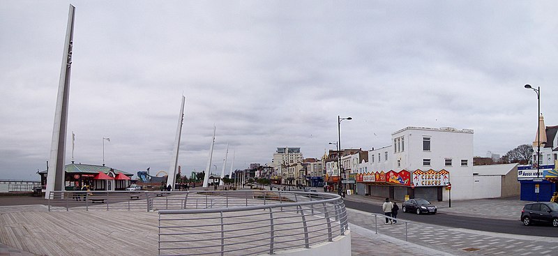 800px-east promenade%2c southend-on-sea - geograph.org.uk - 2750845