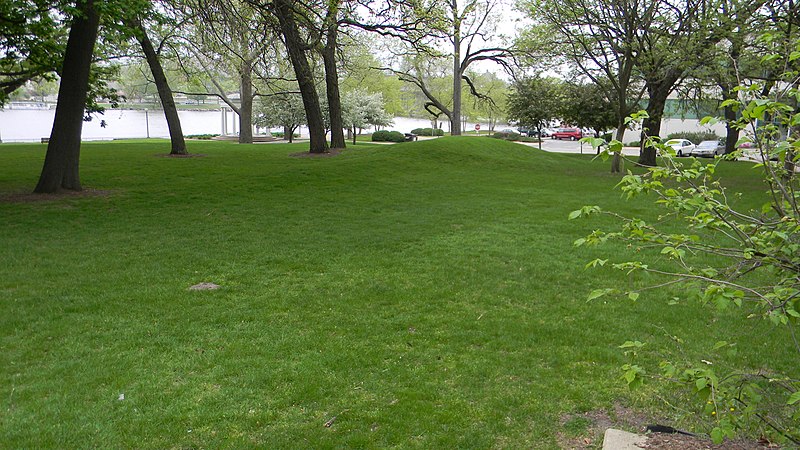 800px-effigy mound of a turtle%2c rockford illinois