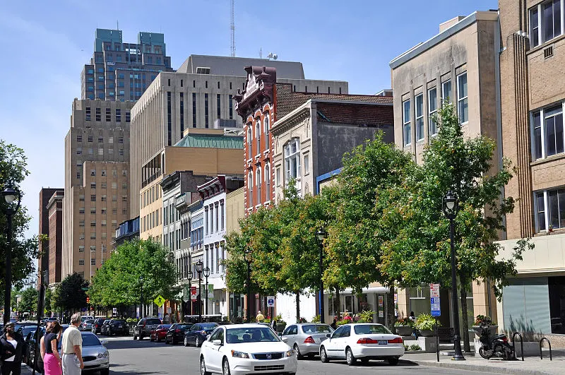 800px-fayetteville street in downtown raleigh%2c north carolina