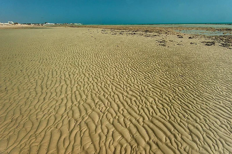 800px-french beach in al maroona qatar