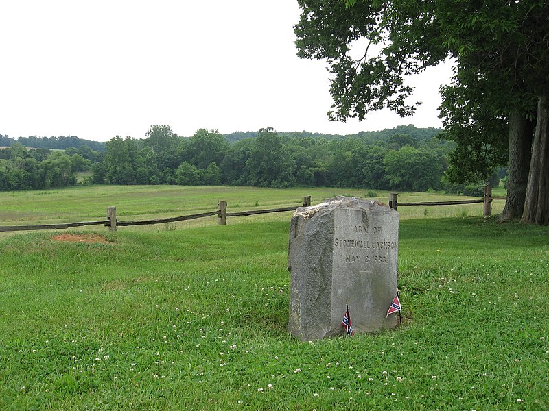 800px-grave of stonewall jackson%27s arm - panoramio