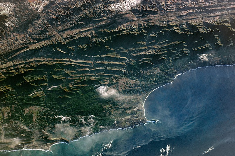800px-iss052-e-2625 - view of south africa