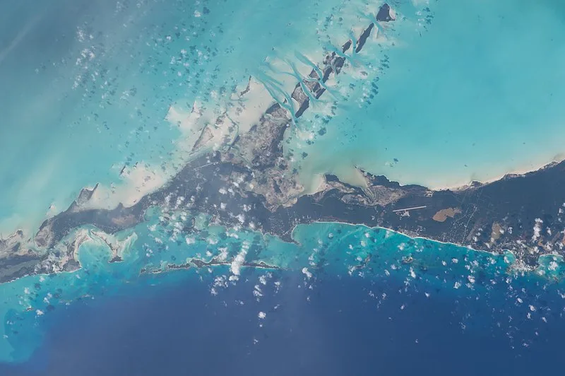 800px ISS053 E 11274 View of The Bahamas 800px-iss053-e-11274 - view of the bahamas