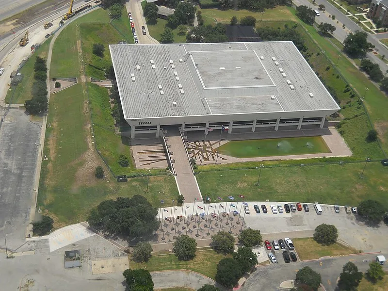 800px-institute of texan cultures