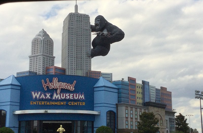 800px-king kong at the hollywood wax museum