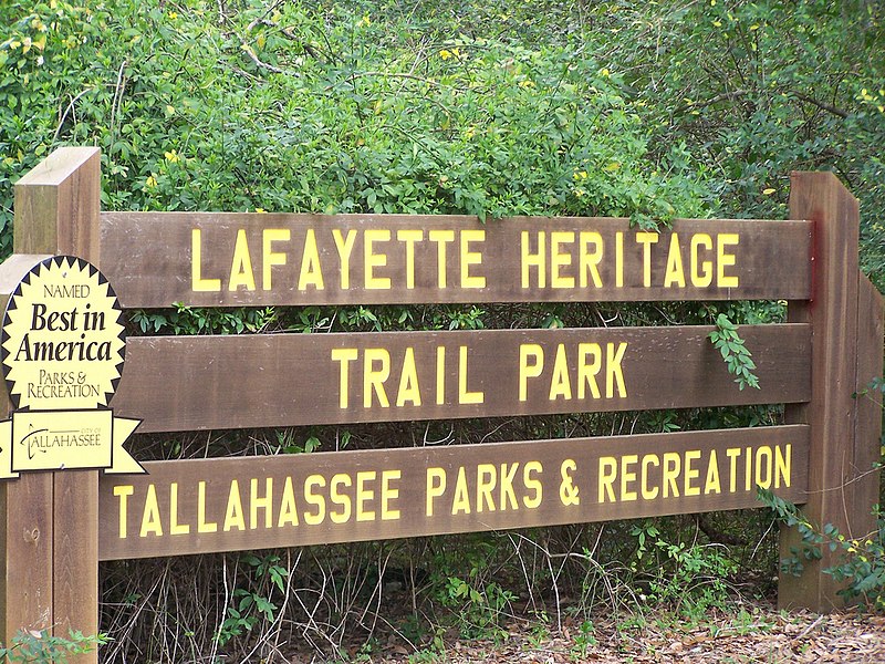 800px-lafayette heritage trail park sign