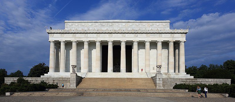 800px-lincoln memorial east side