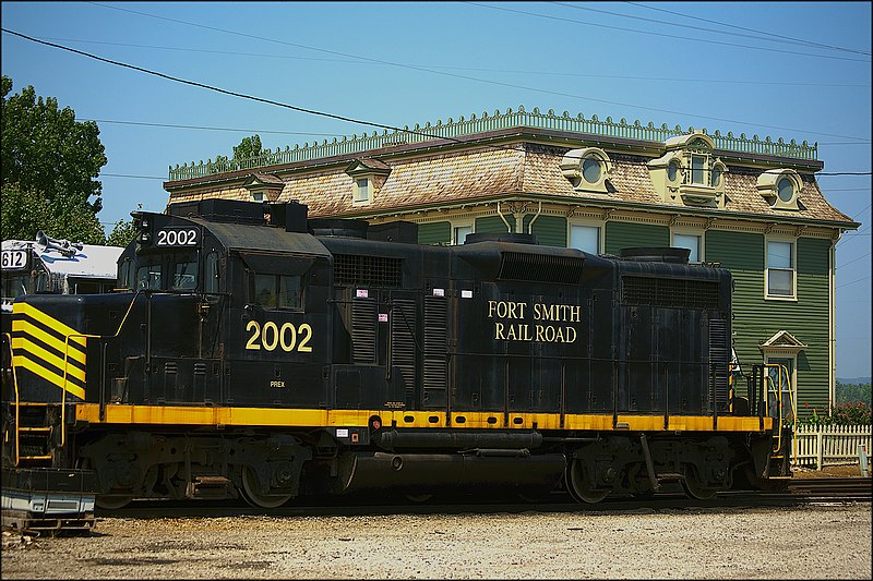 800px-locomotive 2002 in fort smith