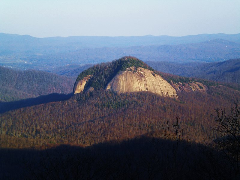 800px-looking glass rock