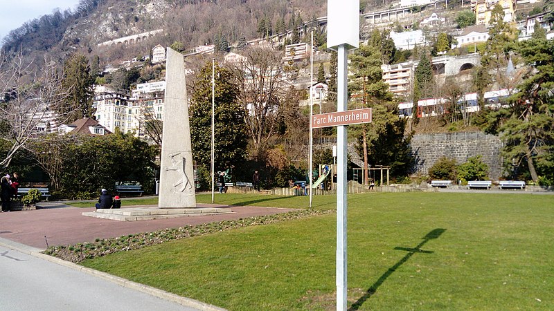 800px-mannerheim memorial in montreux park