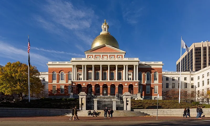 800px-massachusetts state house boston november 2016