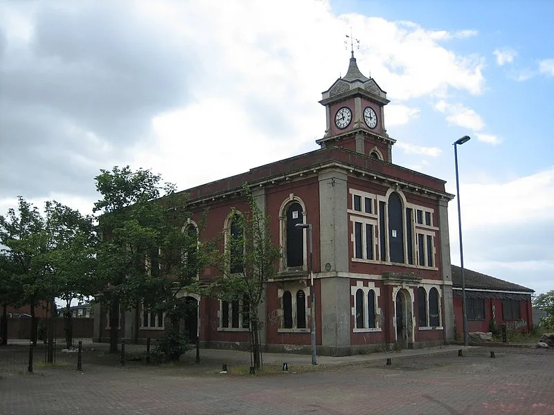 800px-middlesbrough old town hall - geograph.org.uk - 2129327