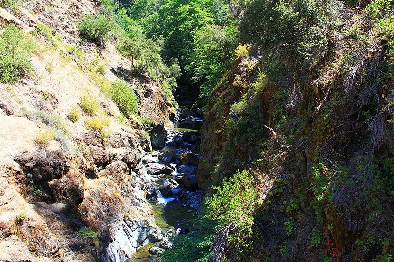 800px-mule creek %2811407111823%29