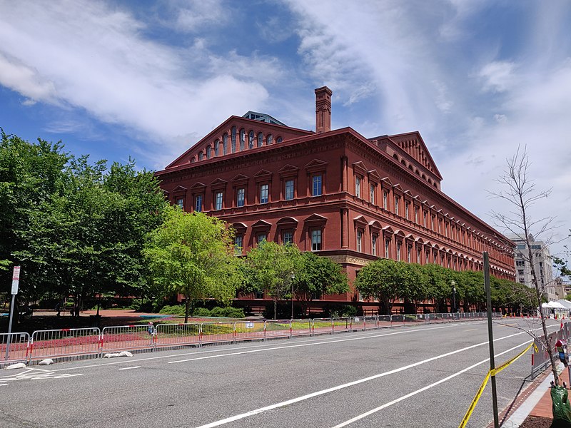 800px-national building museum 2