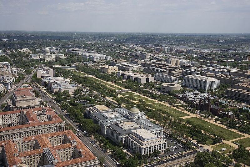 800px-national mall%2c washington%2c d.c. 04912v