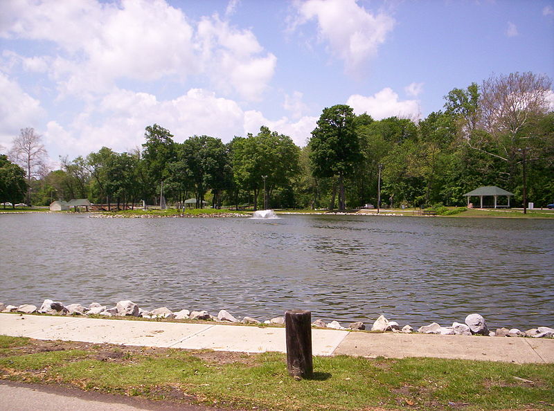 800px-north lake park
