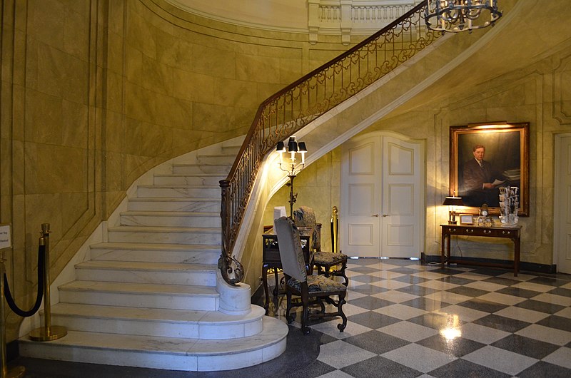 800px-old louisiana governor%27s mansion foyer